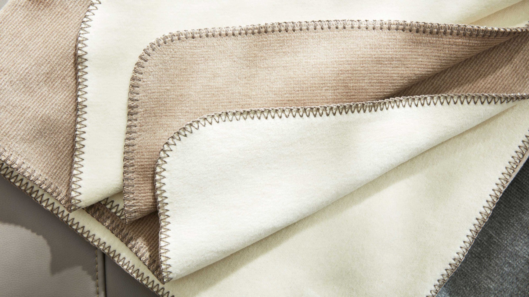 Serie 9104 - Wohndecke